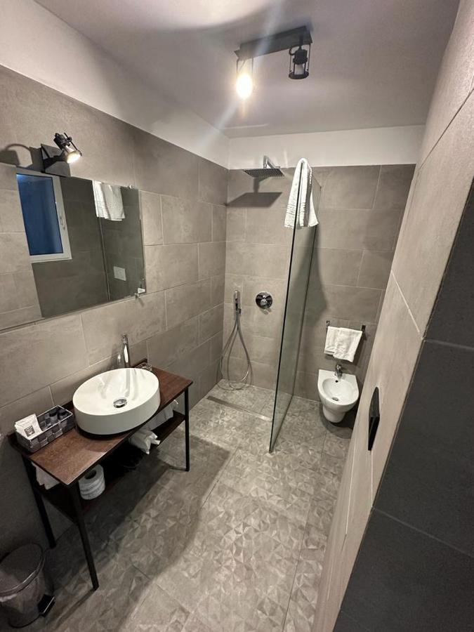 Dazio Exclusive Rooms Рим Екстериор снимка